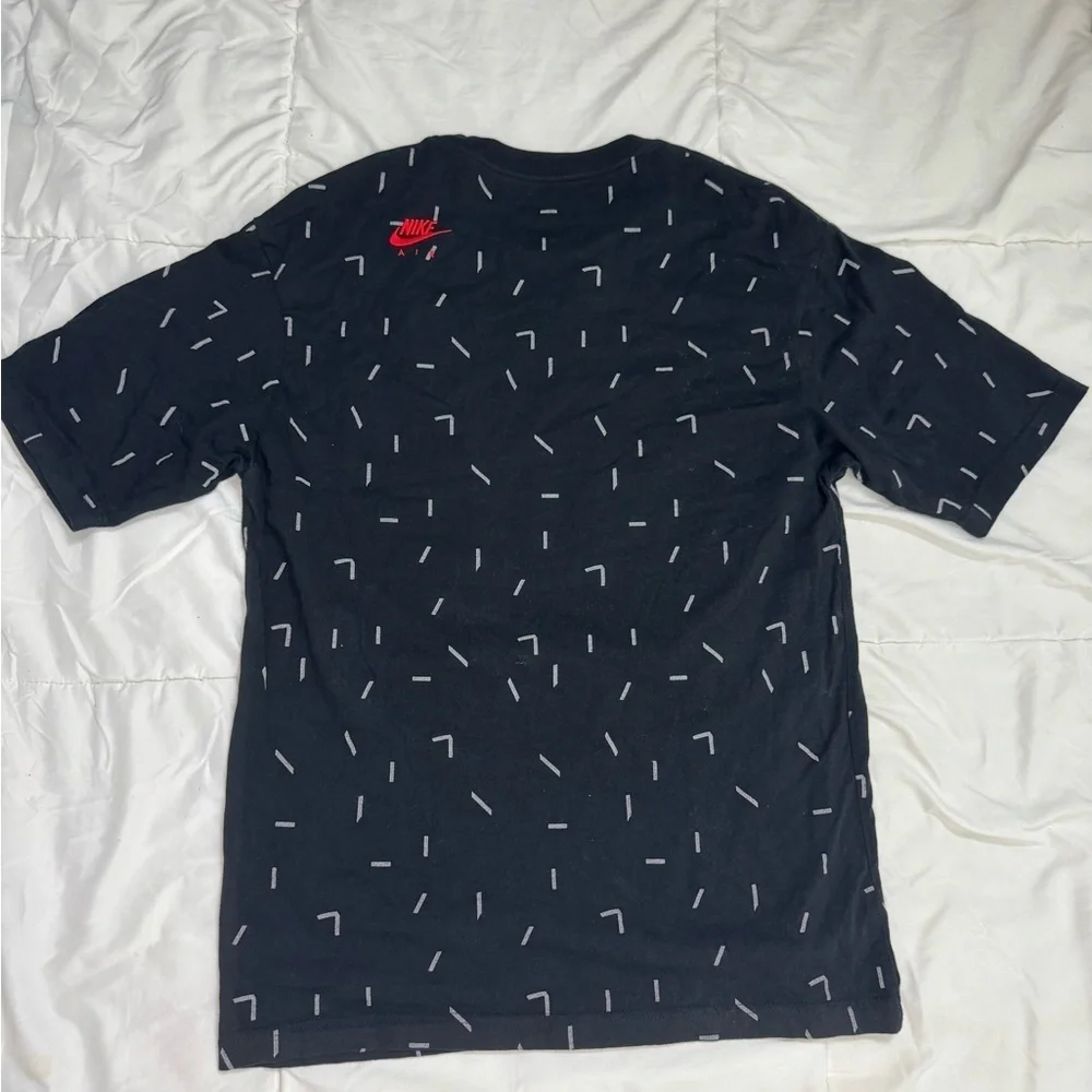 Jordan Black Patterned Men's T-Shirt Size Small.